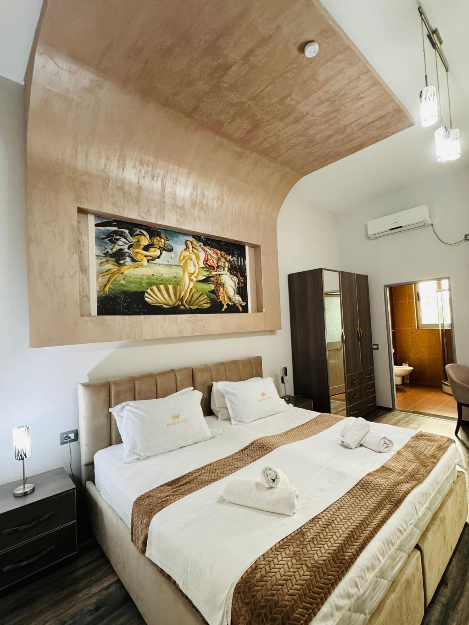 Prince Of Lake Hotel Shkoder Ngoại thất bức ảnh