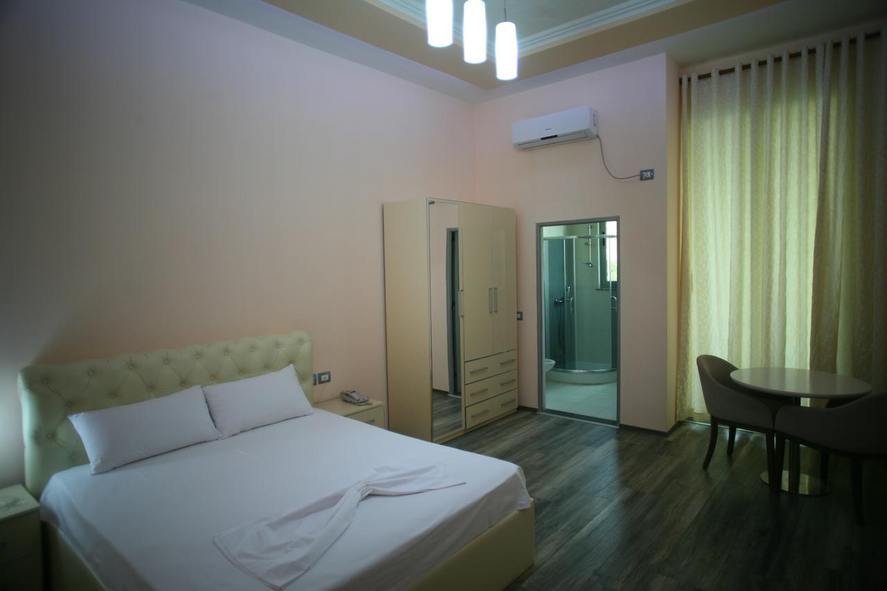 Prince Of Lake Hotel Shkoder Ngoại thất bức ảnh