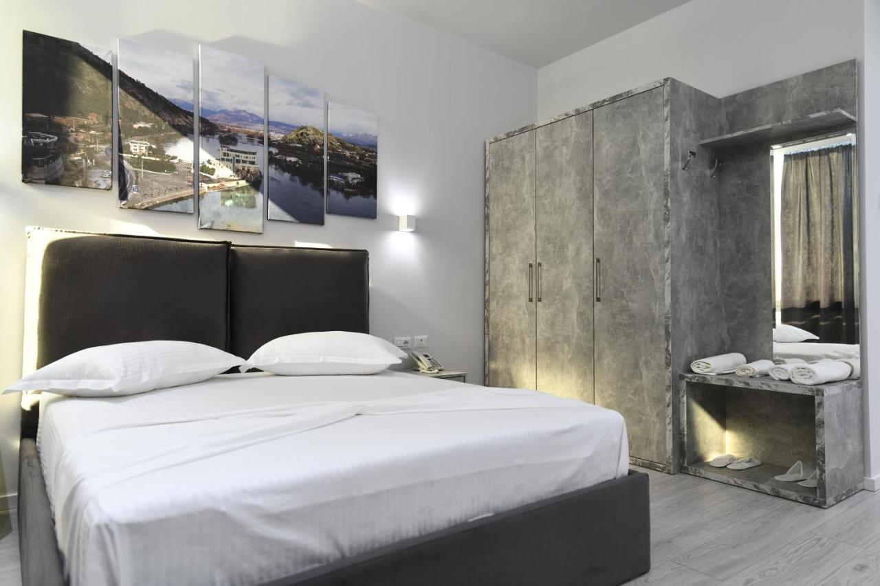 Prince Of Lake Hotel Shkoder Ngoại thất bức ảnh