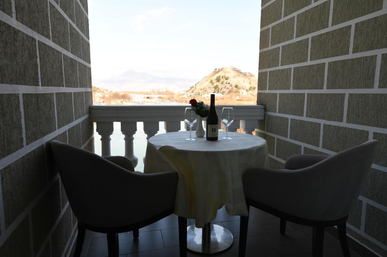 Prince Of Lake Hotel Shkoder Ngoại thất bức ảnh