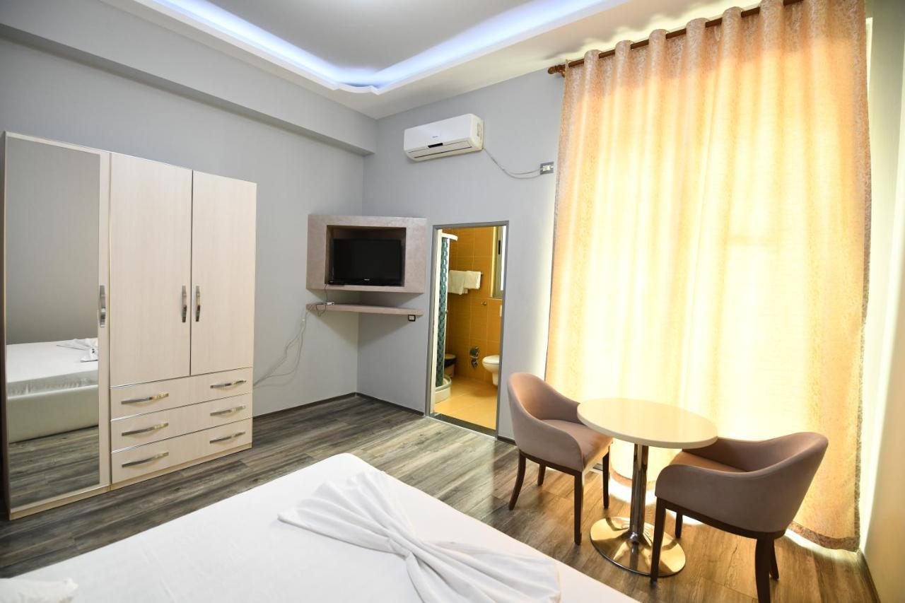 Prince Of Lake Hotel Shkoder Ngoại thất bức ảnh